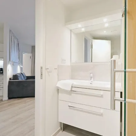 Apartment 2 Bedroom Cozy In Travemuende *